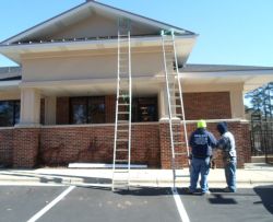 chiropractic-center-screen-room-13